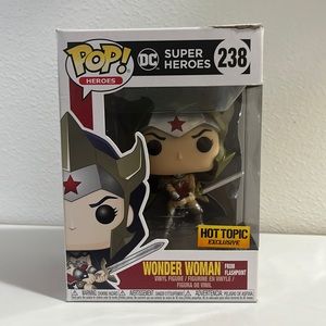 Wonder Woman dc superhero hot topic Exclusive Funko Pop!